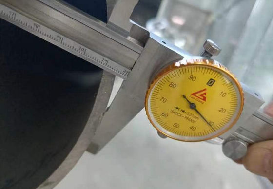 ASTM B338 / B862 DN200 STD TI Alloy GR.2 ERW DIN 3.7035 Tabung Seamless Titanium UNS R50400 Tabung Seamless TI GR.2