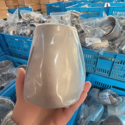 Fitting Pipa Stainless Steel Duplex BW Reducer UNS S31803 ASME B16.9