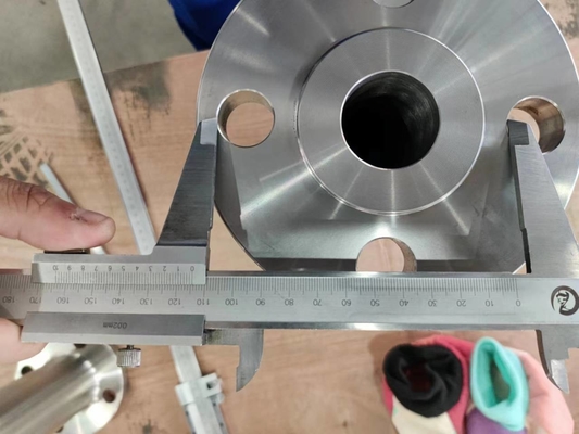Flang baja paduan nikel ASME / ANSI B16.47 L304 RF LWN Flange