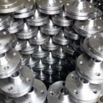 ASME B16.5 Weld Neck Flange RF/RTJ Water Oil Pipe System Material yang dapat disesuaikan NPS 1/2"-24" Kelas 150#-2500# Sch5s-SchXXS