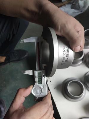 ASTM B366 Steker Baja Tempa 4 "Male Threaded Pipe Plug Alloy Steel Pipe Fitting