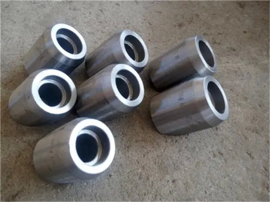 ASME B16.9 Socket Welding Coupling Material yang dapat disesuaikan misalnya Carbon Steel Stainless Steel NPS1/2"-60" Fast Delivery Low MOQ