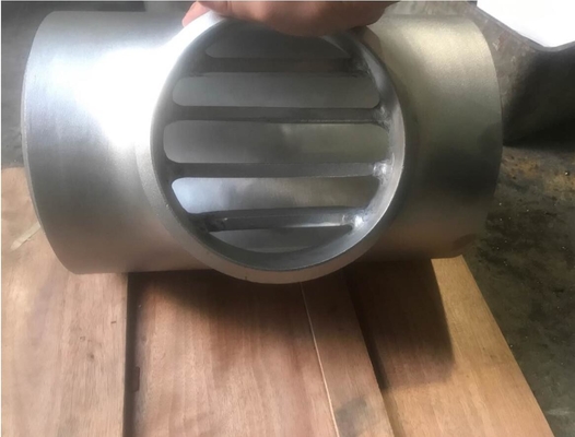 ASTM B16.9 Duples Pipa Stainless Steel Barred Tee UNS S31803 / 2205 6'' X 6'' SCH80