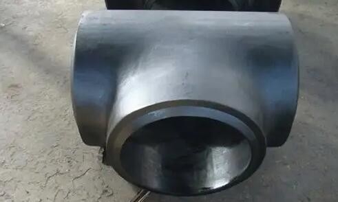 Tee Lurus Pengelasan Butt Mulus 24 "* 24" SCH40 Alloy 200 ASTM / UNS N02200