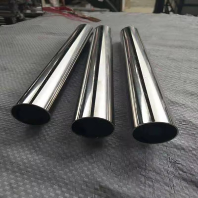 ASTM DIN GB JIS Steel Pipe Galvanized Seamless Tube Dengan Teknik Hot Rolled