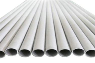 Metalurgi Nickle Alloy / Stainless Steel Seamless Pipe Warna Silver Untuk Gas