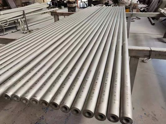 Pipa Stainless Steel Austenitic Seamless ASTM A312 UNS S30815 Permukaan Pengawetan